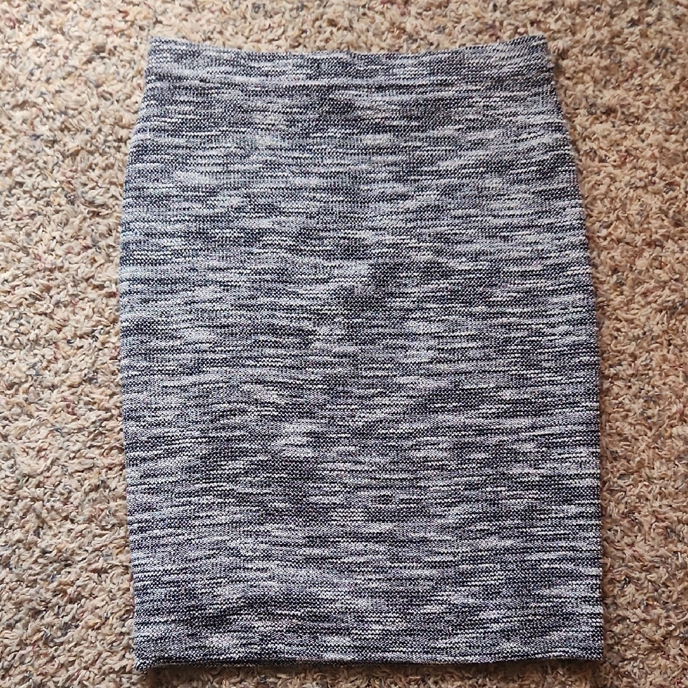 Ann Taylor Black and White Pencil Skirt